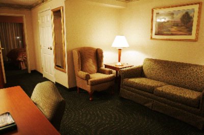 Holiday Inn Express - Suites