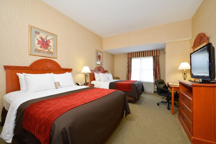 Comfort Inn & Suites Akwesasne - Traditional Queen Beds