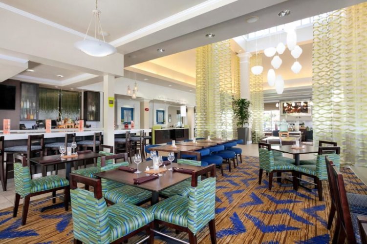 Hilton Garden Inn Anaheim / Garden Grove - 