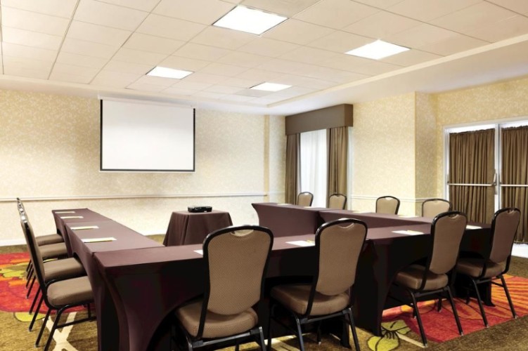 Hilton Garden Inn Anaheim / Garden Grove - 
