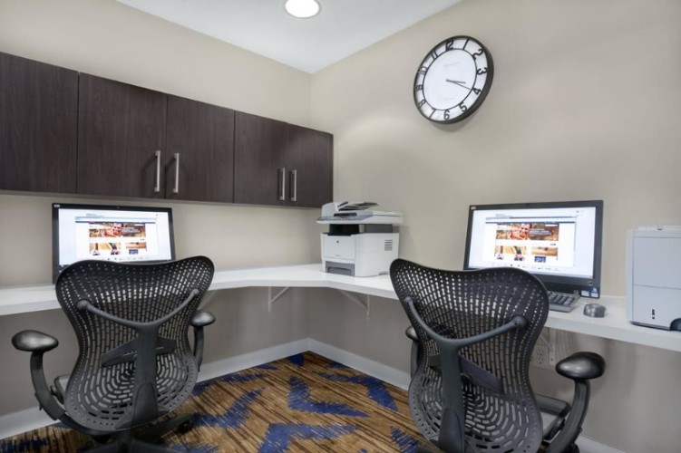 Hilton Garden Inn Anaheim / Garden Grove - 