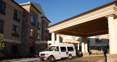 Holiday Inn Express - Our Airport Shuttle Also Goes To Other Locations Within A 5 Mile Radius