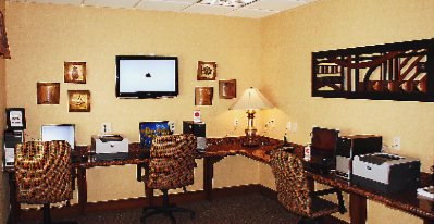 Holiday Inn Express - Open Area Business Center