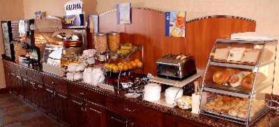 Holiday Inn Express - Hot Breakfast Buffett