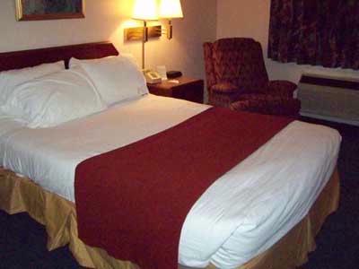The Country Hearth Inn - 