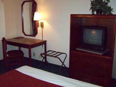 The Country Hearth Inn - 