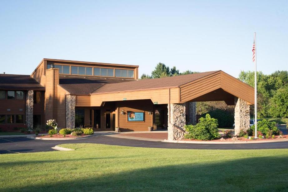 Carlton Lodge - Exterior