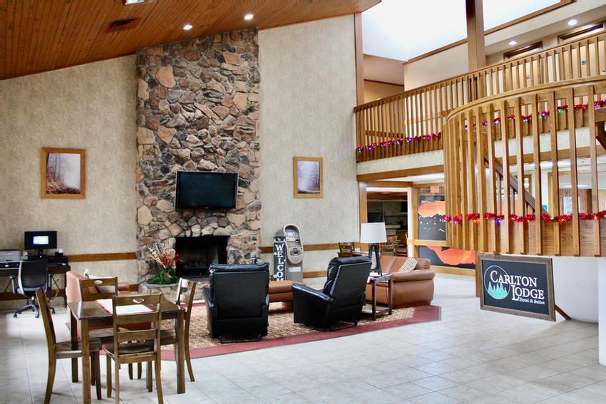 Carlton Lodge - Lobby