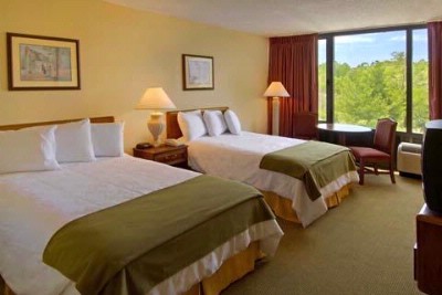 Quality Suites Williamsburg - 