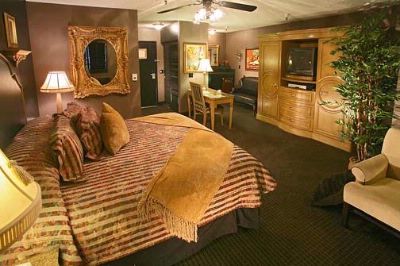 Artisan Hotel - Artisan Deluxe King Room
