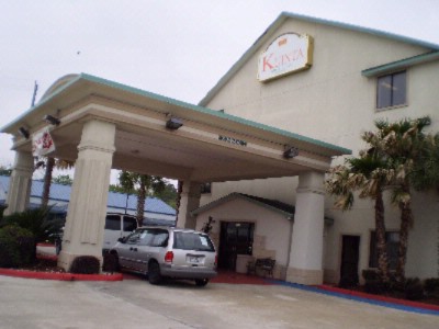 La Quinta Inn & Suite - Come On In!