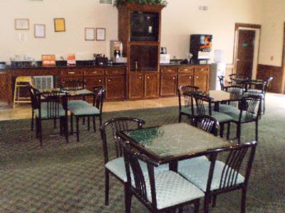 La Quinta Inn & Suite - Breakfast Area