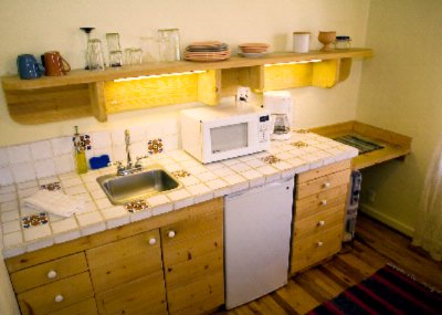 Casa Del Toro Inn & Suites - 
