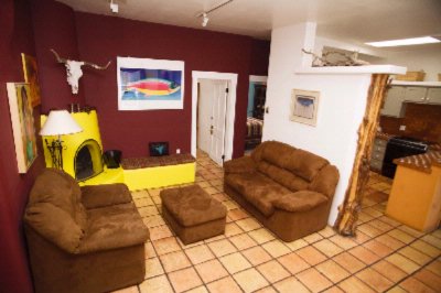 Casa Del Toro Inn & Suites - 