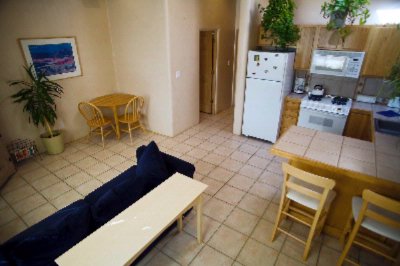 Casa Del Toro Inn & Suites - 
