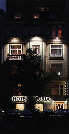 Hotel Astoria by Night