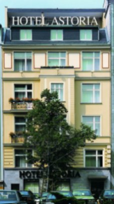 Hotel Astoria by Day
