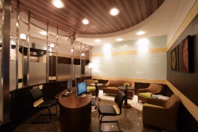 Adelphi Suites Bangkok - Internet Stations At Lobby