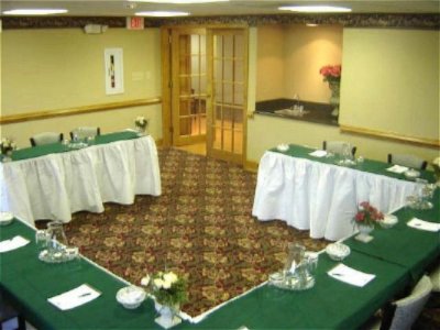 Country Inn & Suites Williamsburg East - Meeting Space Available