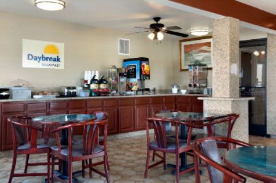 Days Inn & Suites Mesa - Free Breakfast