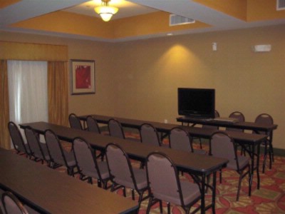 La Quinta Inn & Suites Houston Normandy - 
