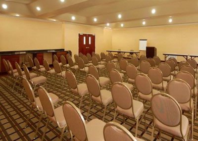 Comfort Suites Iah / Greenspoint - 