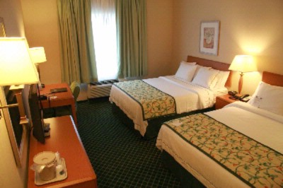 Fairfield Inn & Suites - Double Queen Room