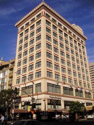 Gaslamp Plaza Suites - 