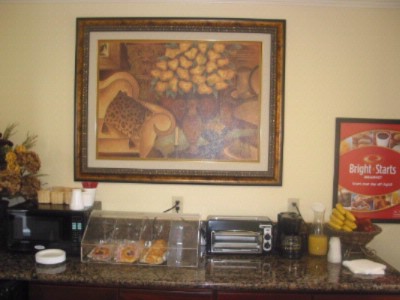 Econo Lodge - 