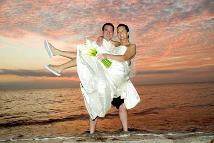 Tween Waters Inn - Carried Away at Tween Waters Inn