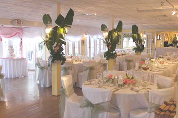 Tween Waters Inn - Old Captiva House Wedding