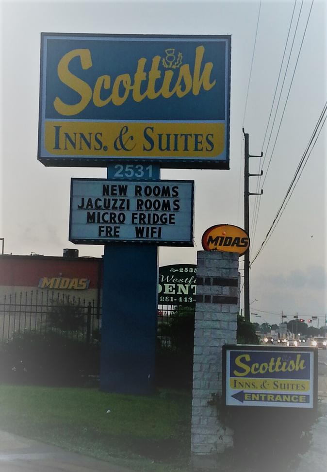 Rodeway Inn & Suites - 