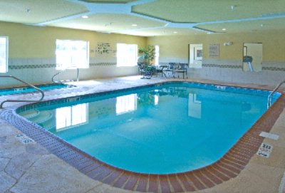Country Inn & Suites - 