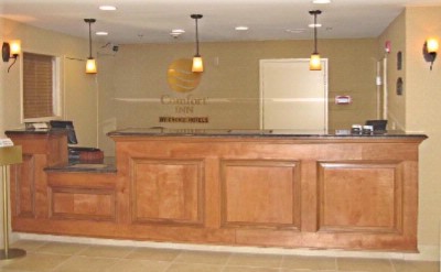 Comfort Inn Utica - Guest Registration / Front Desk