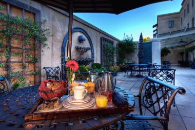 French Quarter Inn - 
