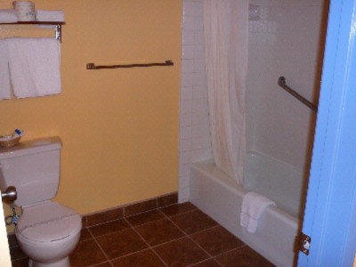 Rodeway Inn - 