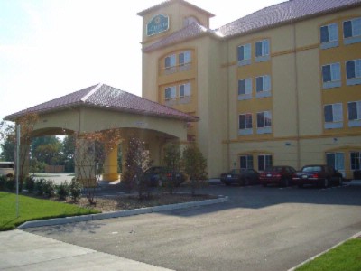 La Quinta Inns & Suites - 