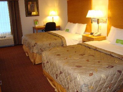 La Quinta Inns & Suites - 