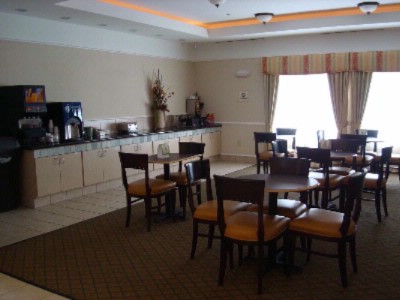 La Quinta Inns & Suites - 