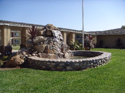 Travelodge Santa Maria - Waterfall