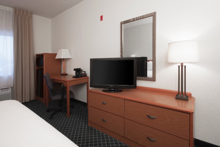 Fairfield Inn by Marriott Coon Rapids - Clean Comfortable Stay