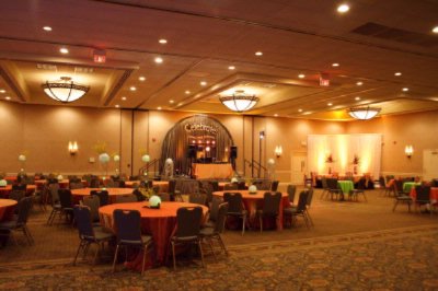 Holiday Inn Lodge & Conference Center - Club 1 Aquatic Center Three Oaks Lodge Holiday Inn-crystal Lake