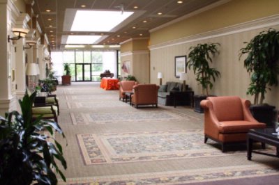 Holiday Inn Lodge & Conference Center - Club 1 Finess Center Three Oaks Lodge Holiday Inn-crystal Lake