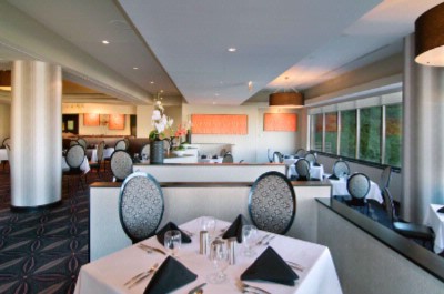 Hilton Charlotte University Place - Hotel Restaurant Serving Breakfast Lunch And Dinner