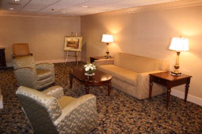 Comfort Inn Livonia - Lobby Area