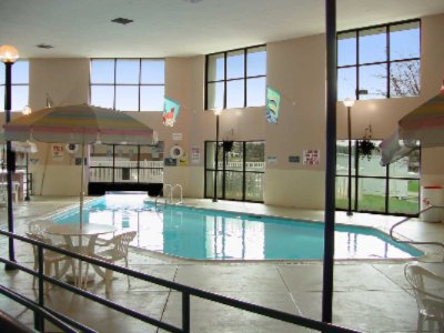 Garden Plaza Hotel - 
