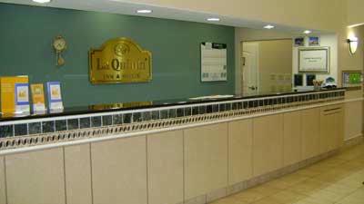 La Quinta Inn & Suites - 