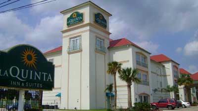 La Quinta Inn & Suites - 