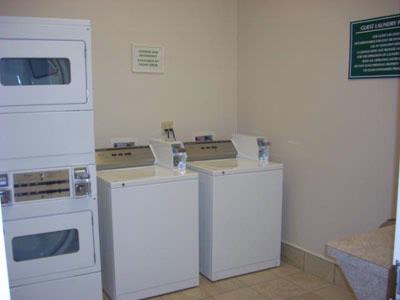 La Quinta Inn & Suites - 
