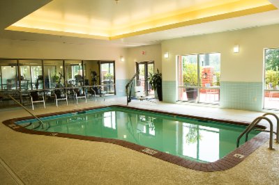 Comfort Suites Magnolia Greens - 